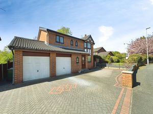 Photo 10- click for photo gallery